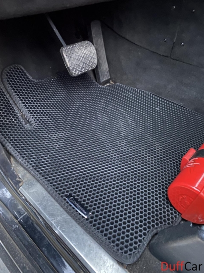 Автомобильные коврики Mercedes-Benz G-Class II (W463) (1990 - 2006)